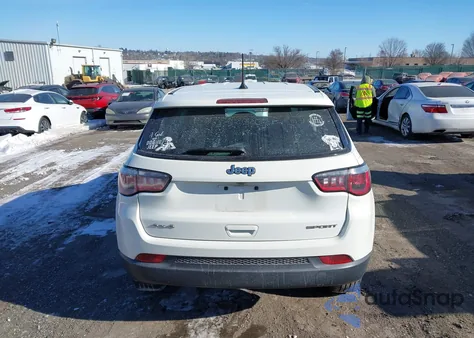 2019 Jeep Compass Sport 4X4 из США, поврежденный, VIN 3C4NJDAB3KT854089